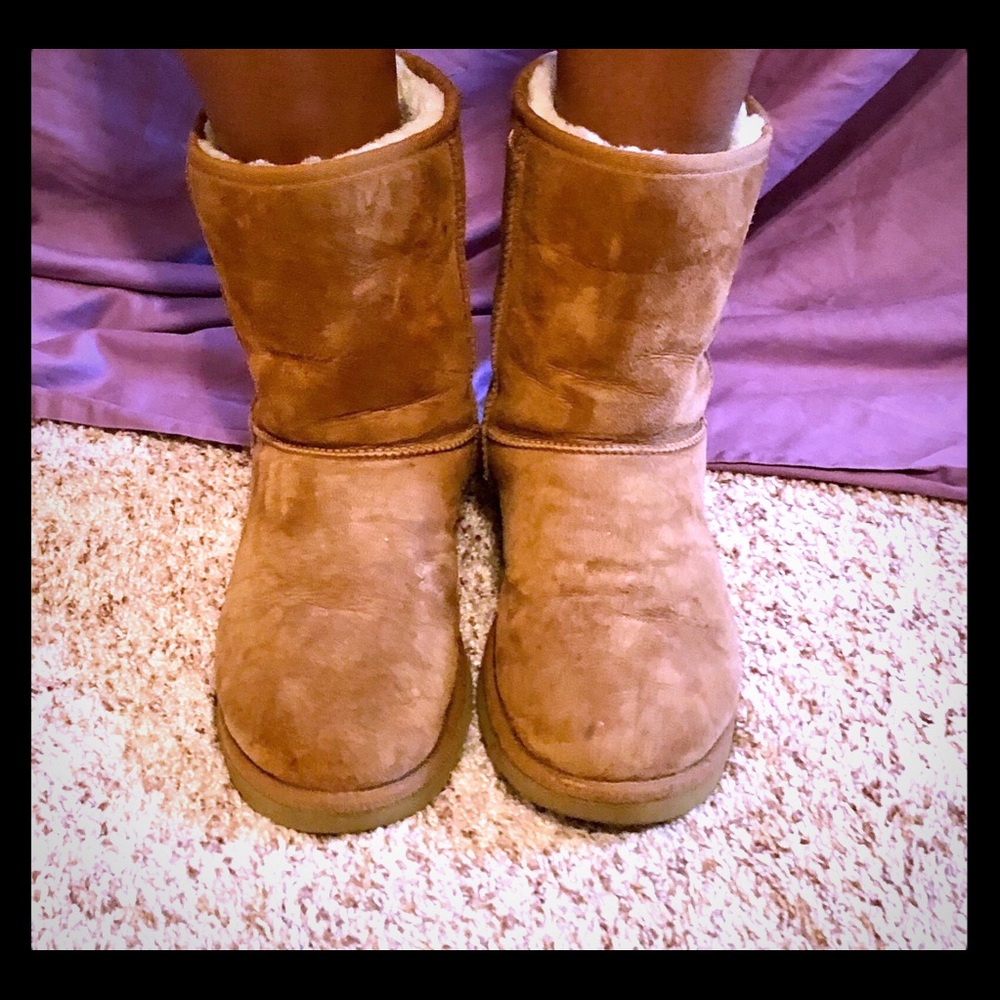 Classic chestnut UGG’s